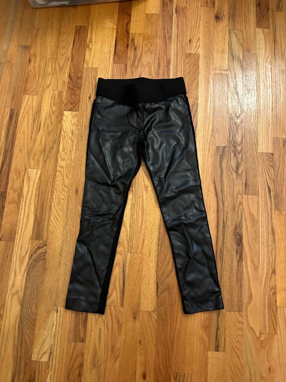 Club Monaco Size 2 Black Faux Leather Front Skinny Pants Stretch Leggings